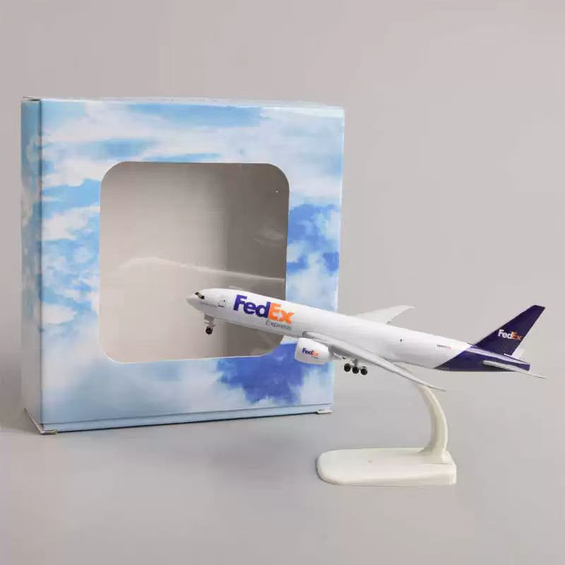 Model Airplane Plastic - طائرة بمقياس 20 سم فيديكس الطيران
