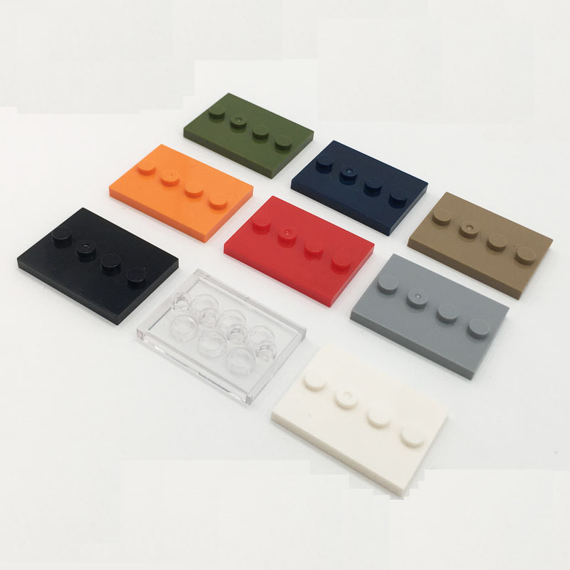 ملحقات رقمية صغيرة بقاعدة شفاف - مراجعة Lego Minifigure Holder وسعره