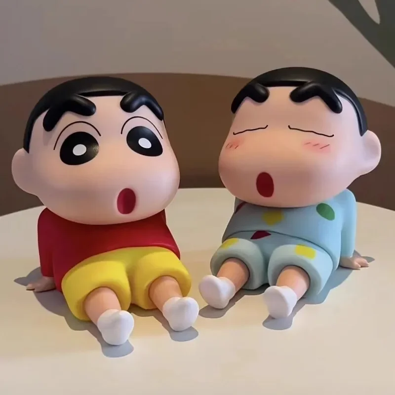 حامل هاتف على شكل شخصية كرايون - مراجعة Vinyl Figure Blank وسعره