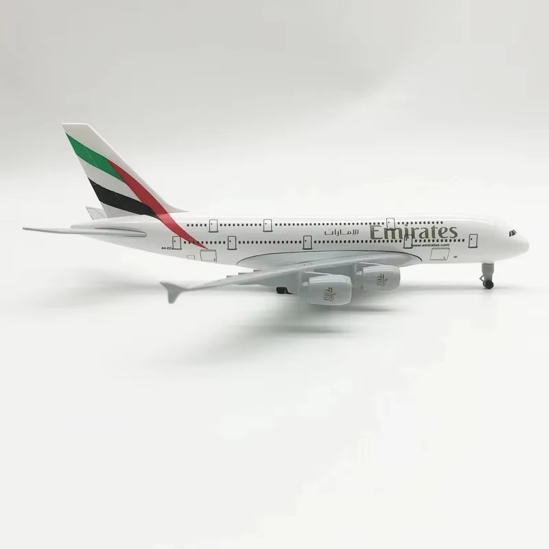 20 سنتيمتر A380 طيران الإمارات - مراجعة Model Airplane Plastic وسعره