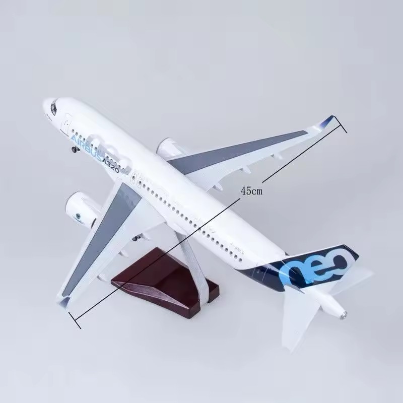 نموذج طائرة ركاب إيرباص A320 N - مراجعة Model Airplane Plastic وسعره